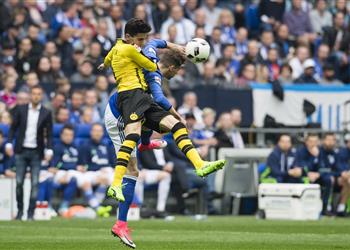 ديربي_الرور دورتموند يفرط في المركز الثالث بتعادل إيجابي أمام شالكه