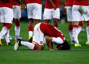 محترفين النني بديل ا أمام بايرن ميونيخ في كأس الأبطال الدولية الودية