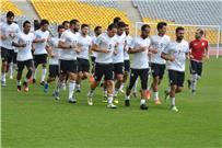 لاعبو الأهلي الدوليون ينضمون لمعسكر الفريق الخميس