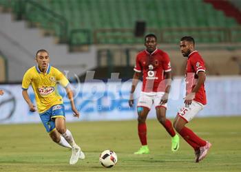 فيديو شوط أول سلبي بين الاسماعيلى والاهلى وفرصة كالديرون الأخطر