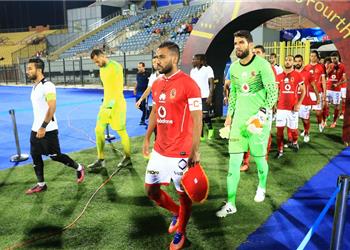 اخبار الاهلى حسام عاشور يعقد جلسة خاصة مع عبدالحفيظ