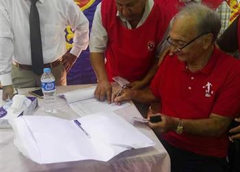 سمير زاهر ي دلي بـ نعم في عمومية الأهلي ويؤكد أؤيد طاهر