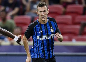 وكيل بيريسيتش في إنجلترا للاجتماع مع مانشستر يونايتد