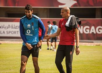 مدرب الأهلي إكرامي حزين جد ا