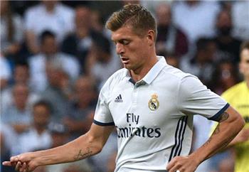 تجديد العقود رسميا ريال مدريد يجدد تعاقده مع نجمه الألماني