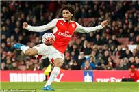 النني أساسيا أمام برشلونة بدوري الأبطال