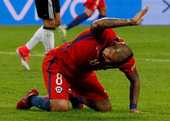 تصريحات الرئيس التنفيذي لبايرن ميونيخ يوضح موقف النادي من انتقال فيدال إلى إنتر ميلانو
