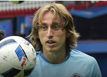 تصريحات مودريتش ي شكك في الطاقم الطبي لريال مدريد