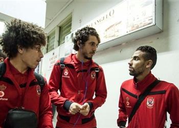 بعثة الأهلي تصل القاهرة بعد الهزيمة من الوداد