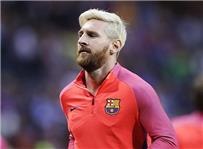 سوشيال_بطولات بالفيديو ميسي وزملائه ببرشلونة يشاركون في لعبة كرة القدم للمكفوفين