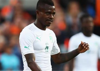 مدرب نيس يوضح حقيقة توقيع سيري لبرشلونة