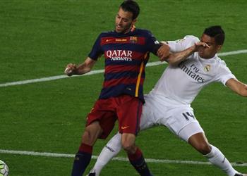 تصريحات بوسكيتس يضع كاسيميرو من بين أفضل خمس لاعبي خط وسط