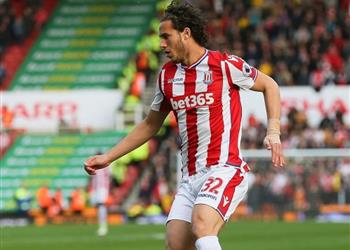 ذا صن مورينيو يراقب ميسي مصر ورمضان يتجاهله