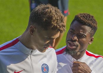 توماس منير يسير على خطى بيكيه بشأن مستقبل أورييه