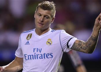 وكيل كروس ينتقد صفقة برشلونة الجديدة