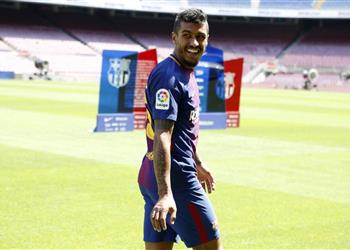 بالفيديو 2000 مشجع باستقبال باولينيو و3 محاولات فاشلة في ظهوره الأول