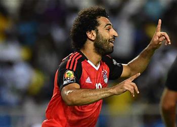 محمد صلاح يقلد باسم مرسي مش متابع والله