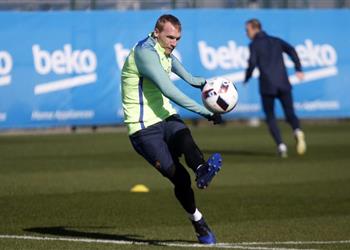 ميركاتو الصيف برشلونة يصدر بيانا رسميا بشأن جيرمي ماثيو