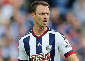 آرسنال يصارع لضم م دافع وست بروميتش ألبيون