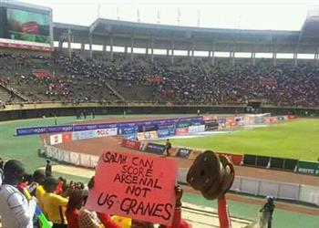 جماهير البريمرليج تنبهر بصلاح وتطالب ببيع النني عقب مواجهة أوغندا