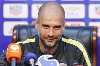 مؤتمر جوارديولا ويدافع عن أجويرو ويرفض الحديث عن برشلونة الأن يمدح كومان اللاعب