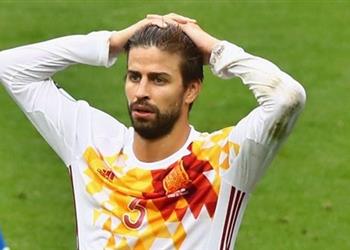 نادال يدافع عن بيكيه ضد الانتقادات