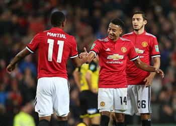 مانشستر يونايتد يمطر بيرتن ألبيون برباعية ويحسم التأهل بكأس الرابطة