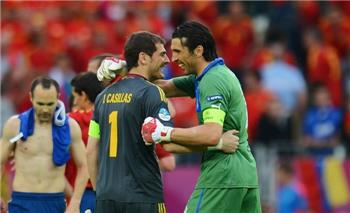 تصريحات بوفون لم أعتاد على رؤية منتخب أسبانيا بدون كاسياس