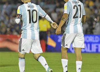 ديبالا اللعب مع ميسي ليس سهلا