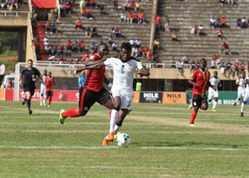 صحيفة غانية تنتقد التحكيم وملعب أوغندا بعد ضياع التأهل للمونديال