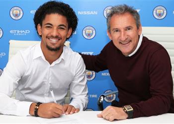 ميركاتو الصيف رسمي ا مانشستر سيتي يضم دوجلاس لويز