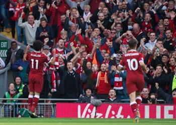 تألق محمد صلاح يدفع أسطورة مانشستر يونايتد لطلب غريب