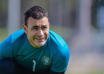 الحضري يقود التعاون في مواجهة حسام غالي