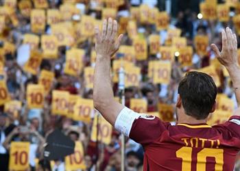 توتي يختار أفضل لاعب ومدرب وحارس في 2017