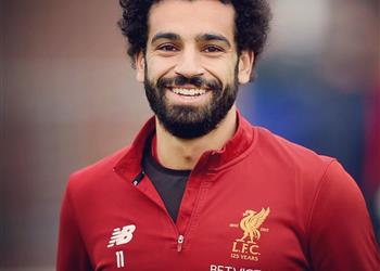 محمد صلاح يقود هجوم ليفربول أمام توتنهام