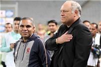 الجهاز المعاون بالأهلي يشيد بـ يول مدرب ذكي وإبن بلد