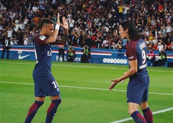 كافاني يقود باريس سان جيرمان لاكتساح سانت إتيان