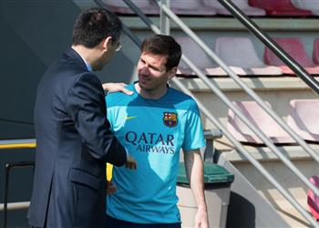 سوشيال_بطولات بارتوميو ي عل ق على تجديد عقد ميسي