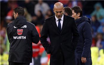 مؤتمر زيدان لا يمكننا الفوز بالليجا دون م عاناة موراتا قدم مباراة رائعة وسجل ونعتمد على سياسة الم داورة لأن الموسم طويل من الصعب الحفاظ على نظافة شباكنا لأن الخصوم دورها جعل المباريات صعبة