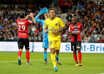 بالفيديو نيمار يسجل في انتصار باريس سان جيرمان على جانجون