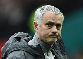 مورينيو يصطدم بمدرب إنجلترا