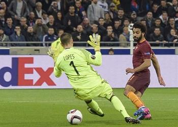 م حترفين صلاح أساسيا مع روما في مواجهة ليون بالدوري الأوروبي