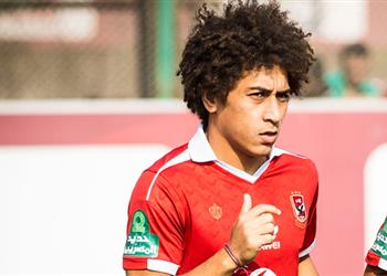 حسين السيد يتعرض لإصابة قوية ويغادر مران الأهلي