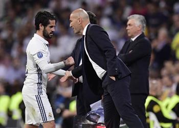 تجديد عقود خطوة تفصل إيسكو عن التمديد مع ريال مدريد