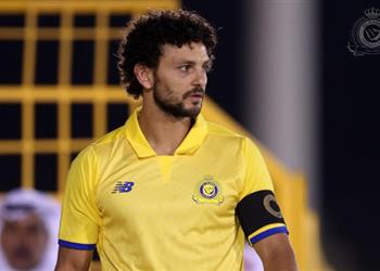 حسام غالي يشارك في خسارة النصر أمام الهلال