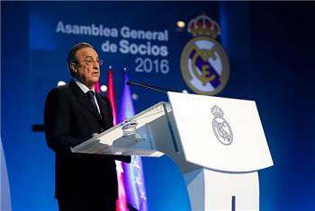 تصريحات رئيس ريال مدريد التعاقد مع زيدان من أكثر القرارت التي افتخر بها ويشيد بالـ الأسطورة كريستيانو