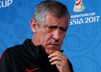 تصريحات مدرب البرتغال يعل ق على موقف رونالدو من الرحيل عن ريال مدريد