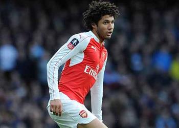 محمد النني بديل ا مع آرسنال أمام مانشستر سيتي