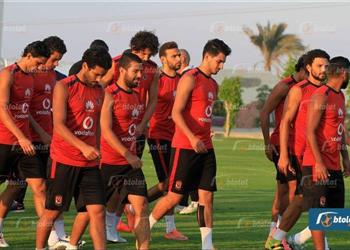 مران الأهلي تقسيمة بـ اليد وتدريبات على ركلات الجزاء