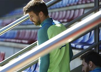 أخبار بيكيه جاهز لمواجهة إيبار بعدما شارك في تدريبات برشلونة